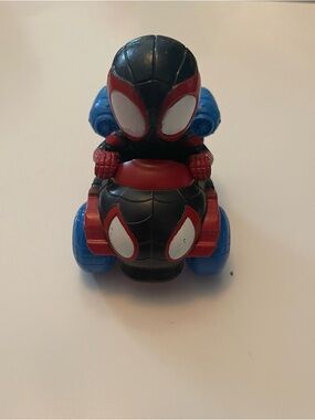 Spiderman Red & Black Trike motorcycle Spider Character Ride-On Toy - Kids Toys